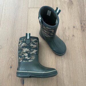 Lands’ End Rain Boots Kids 13 Green Camouflage Pull On Insulated 511721 Rubber